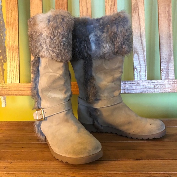 Coach Shoes - Coach signature DEENN Fur trimmed boots Beige tan